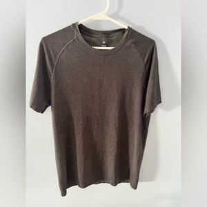LULULEMON Men's Shirt